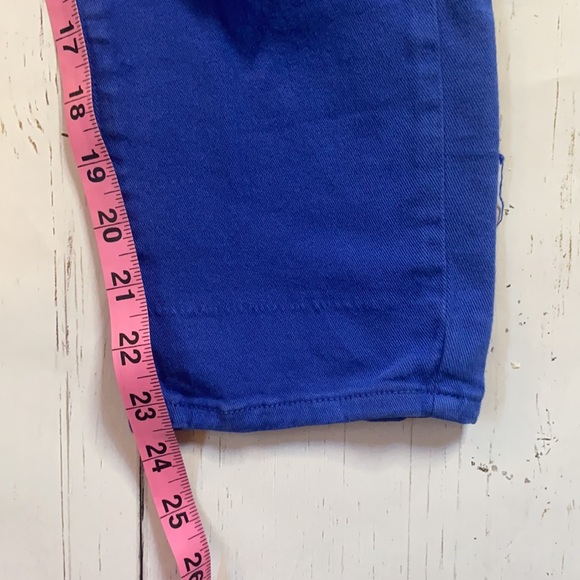 Blue Paige Roxie Capri - Picture 10 of 10